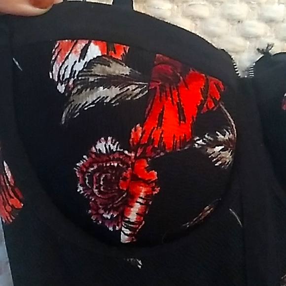 Dress - Picture 3 of 8